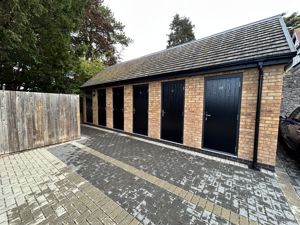 Photo 22- click for photo gallery